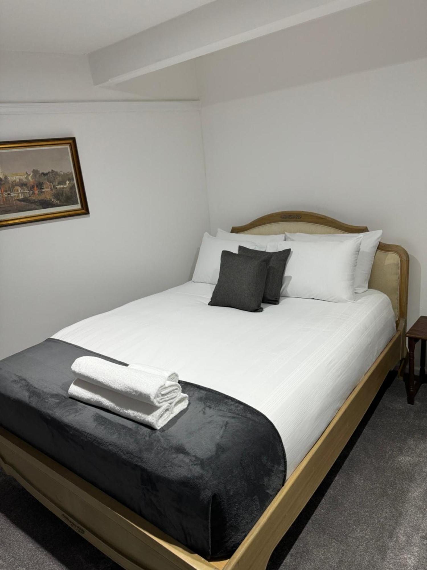 Juniper Berry Hotel Southampton Exterior photo